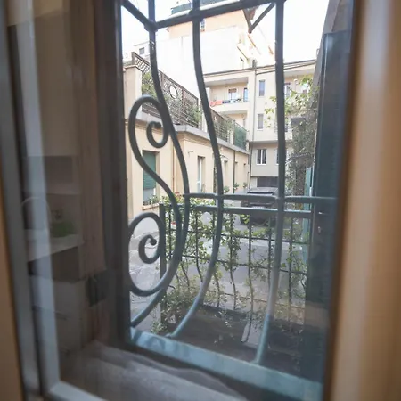 Un Nido Nel Cuore Di * Milan